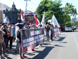 Demo di Polda, FUIS dan Elemen Masyarakat Semarang Dukung Penuh Polda Jateng Berantas Judi