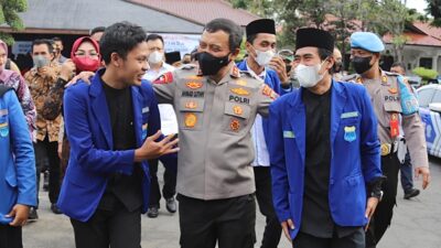 Kapolda Jateng Gandeng Mahasiswa Untuk Bersinergi Cari Scientific Problem Solving Dampak Penyesuaian Harga BBM