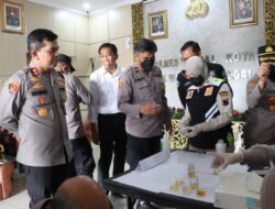 Personel Polres Tegal Kota Jalani Tes Narkoba Secara Mendadak