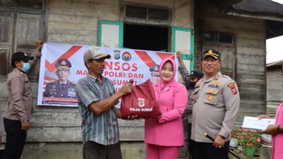 Wujud Polri Peduli, Polsek Humbahas Salurkan Bansos Mabes Polri dan Polda Sumut kepada Warga Kurang Mampu