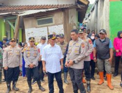 Wakapolda Jabar Laksanakan Peninjauan Lokasi Banjir Bandang Di Cimanggung