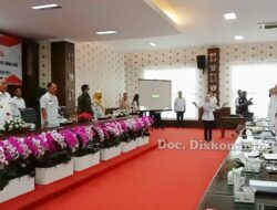 Penjabat Bupati Tulang Bawang Bapak Drs Qudrotul Ikhwan MM membuka secara langsung Rapat Kerja Gugus Tugas KLA Tahun 2023