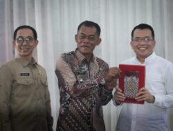 Hadiri Penutupan Program P2M UPI, Kang Jimat Berpesan Hidup Bukan Sekedar Mimpi