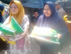 Warga Cimanggung Antusias Sambut Operasi Pasar Yang Diadakan Pemerintah Kabupaten Sumedang.