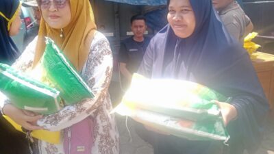 Warga Cimanggung Antusias Sambut Operasi Pasar Yang Diadakan Pemerintah Kabupaten Sumedang.