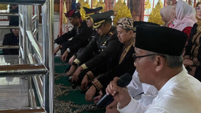 Peringati HUT Kabupaten Sumedang Ke 445, Kapolres Sumedang Laksanakan Ziarah Ke Makam Leluhur