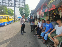 Perkuat Sinergitas, Bhabinkamtibmas Polsek Jatinangor Lakukan Silaturahmi Dengan Kepala Desa dan Aparatur Desa Cibeusi