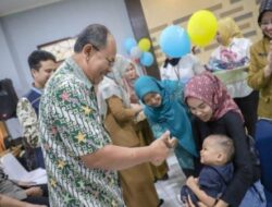 Pj. Wali Kota Cimahi Bersama Kepala Dinas Kesehatan Kota Cimahi  Dr. Mulyati, S. Kep., M. Ners., Tinjau Kegiatan Sub-PIN Polio Putaran Kedua