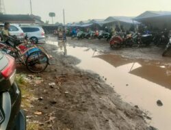 Tempat Pasar Sementara (TPS) Pagaden Kecamatan Pagaden Kabupaten Subang Tampak Kumuh