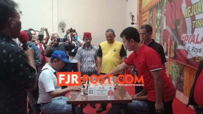 Caleg PDIP Dapil 5 No. Urut 6 Firnando Doklas S. Kom. Hadiri Perlombaan Catur Cepat di gedung Serba Guna Cikampek