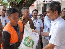 Bulog Jabar Terus Bagikan Beras Bantuan Pangan Hingga Desember 2023