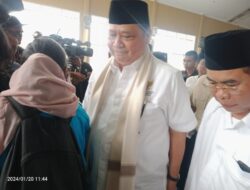 Kunker Mentri Perekonomian yg Juga Ketum Partai Golkar Airlangga Hartarto Ke Ponpes Al-Qur,an Al-Falah dua(2) Nagreg Disambut Antusias Oleh Para Santri