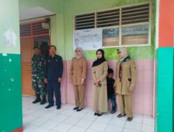 Serma Junaedi Laksanakan Upacara Bendera Sekaligus dan Jadi Pembina Upacara.di SDN Antara 1 Desa Tamansari