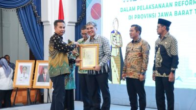 KOTA CIMAHI MENDAPAT PENGHARGAAN THE BEST IMPROVEMENT DALAM ANUGERAH REFORMASI BIROKRASI PROVINSI JAWA BARAT