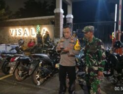 Adanya Sebuah Ledakan di Gudang Peluru Milik Kodam Jaya di Gunung Putri Bogor, Polsek Gunung Putri Turut Bantu Evakuasi Warga