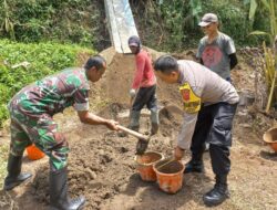 Babinsa dan Babinkamtibmas Kecamatan Cimalaka Patut di Acungi Jempol