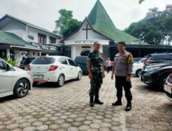 SINERGITAS TNI-POLRI WILAYAH HUKUM POLSEK MEGAMENDUNG GIAT PENGAMANAN GEREJA GPIB NEHEMIA CIPAYUNG MEGAMENDUNG