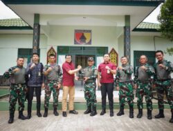 Satgas Pamtas RI-Malaysia Yonzipur 5/ABW Terima Kunjungan Kepala Imigrasi Badau