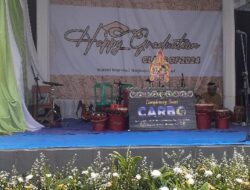 Pelepasan Siswa-siswi SMP PGRI 1 Cidahu Kabupaten Sukabumi Disambut Meriah Para Walimurid