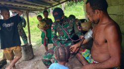 Berikan Pelayanan Kesehatan Gratis, Satgas Yonif 131/Brajasakti Semakin Dekat Dengan Masyarakat Papua